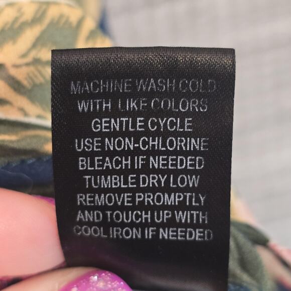 Torrid Blouse Womens Plus Size 2X Floral Short Sleeve Button Front High-Low Boho - Picture 5 of 10